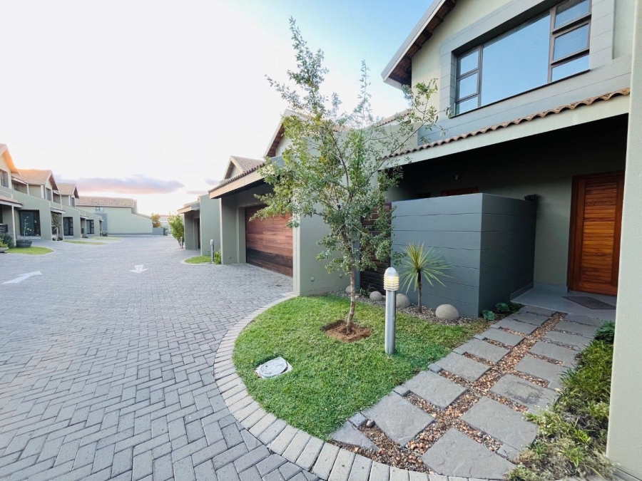 3 Bedroom Property for Sale in Woodland Hills Free State